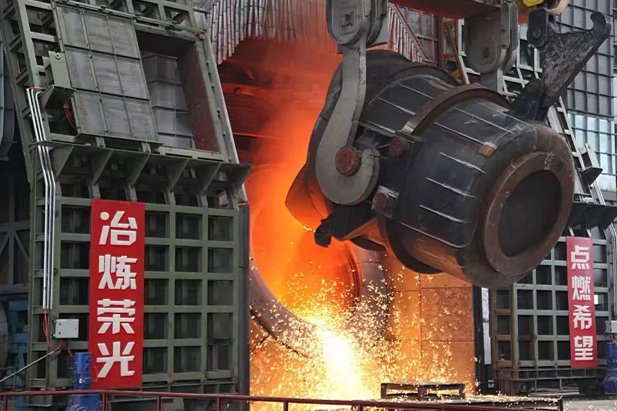 陜鋼集團(tuán)三個(gè)大型設(shè)備獲中鋼協(xié)節(jié)能降耗“優(yōu)勝爐”“創(chuàng)先爐”殊榮