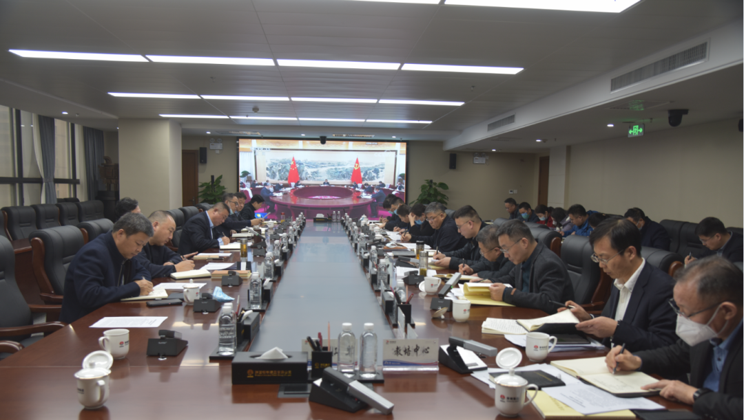 陜鋼集團黨委理論學習中心組召開落實陜煤集團“兩會”、陜鋼集團“三會”精神 確保良好開局”學習研討會