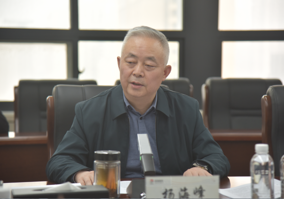 陜鋼集團(tuán)黨委理論學(xué)習(xí)中心組學(xué)習(xí)習(xí)近平總書(shū)記重要講話(huà)重要批示精神 陜煤集團(tuán)公司會(huì)議精神