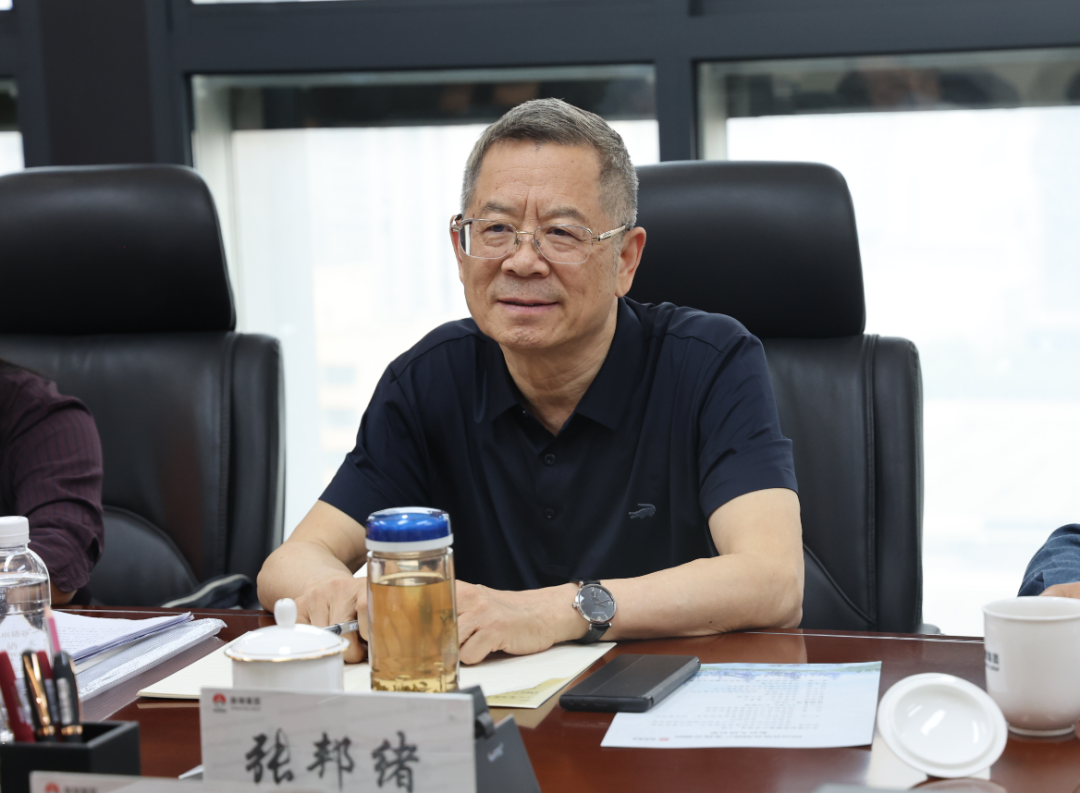 四川省釩鈦鋼鐵產(chǎn)業(yè)協(xié)會張邦緒一行到陜鋼集團(tuán)調(diào)研座談