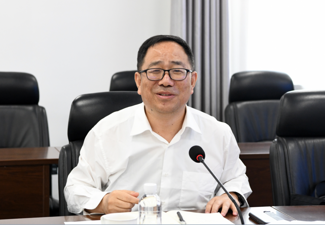 提升生活品質(zhì) 建設(shè)幸福陜煤——陜煤集團(tuán)工會石秀云一行到陜鋼集團(tuán)龍鋼公司調(diào)研