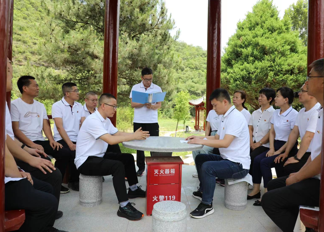馳而不息強(qiáng)作風(fēng) 真抓實(shí)干解難題