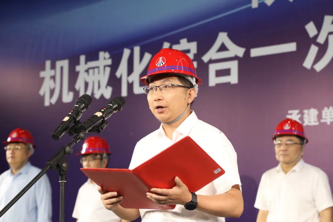 陜鋼集團(tuán)龍鋼公司機(jī)械化綜合一次料場(chǎng)項(xiàng)目成功熱負(fù)荷試車