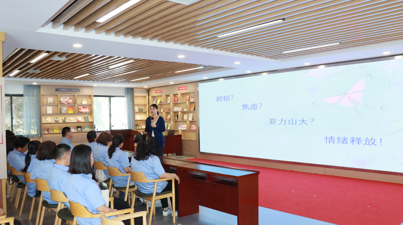 讀書益智賦能 彰顯陜鋼職工風(fēng)采 讀書益智賦能 彰顯陜鋼職工風(fēng)采