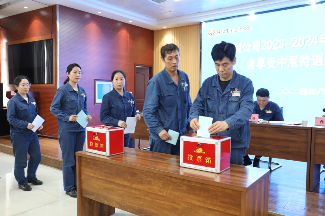 用好干部考核“指揮棒”樹立擔(dān)當(dāng)作為“風(fēng)向標”