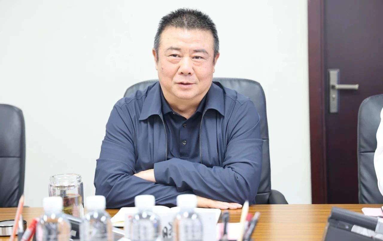 陜鋼集團(tuán)與陜焦公司簽訂戰(zhàn)略合作協(xié)議并召開(kāi)座談交流會(huì)