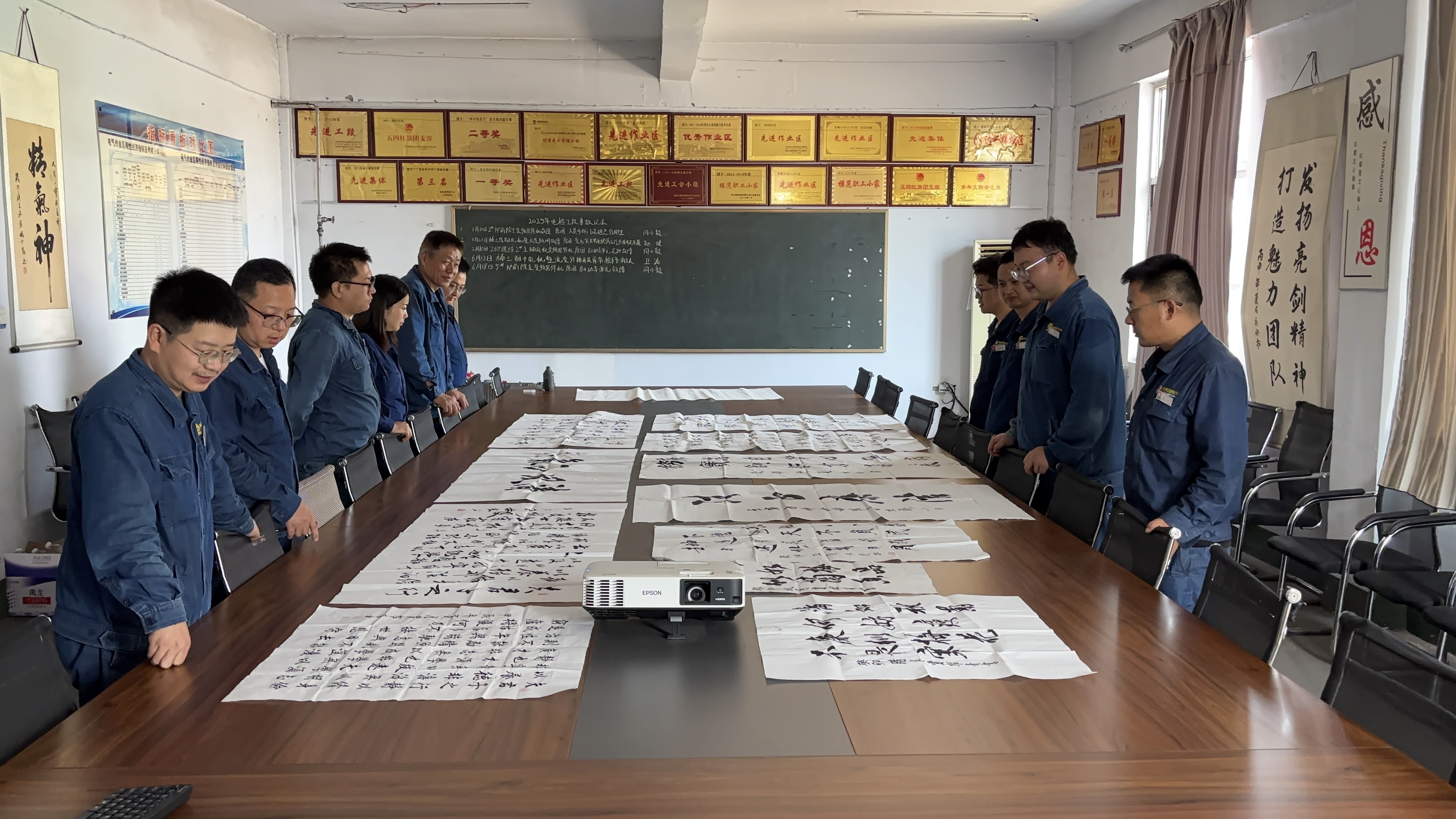 持之以恒正作風(fēng) 清廉護(hù)航促發(fā)展——龍鋼公司黨風(fēng)廉政建設(shè)宣傳教育月活動綜述