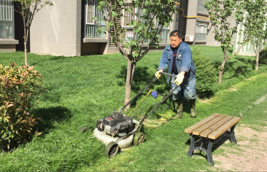 用愛心守護業(yè)主，用行動扮靚家園