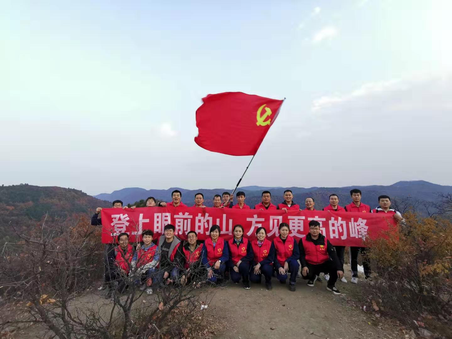 多舉措筑牢人才隊(duì)伍建設(shè)網(wǎng)